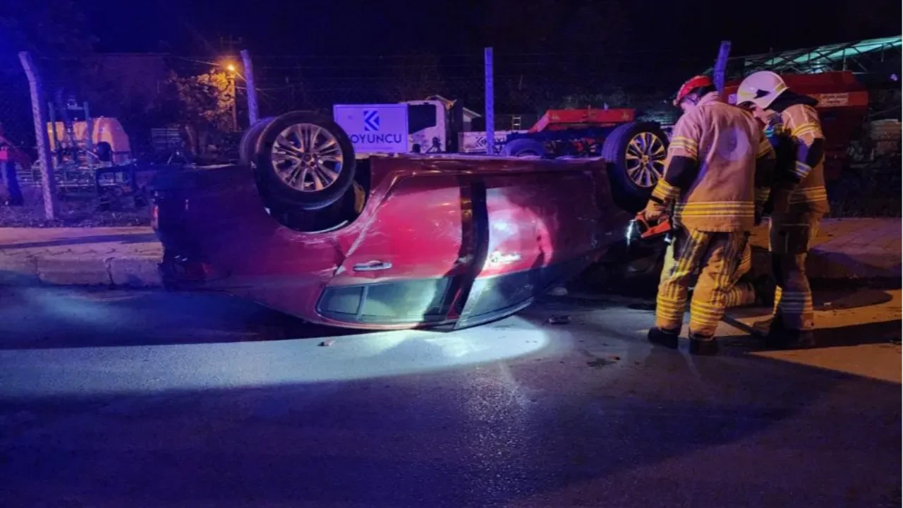 Aşırı hızlı otomobil ortalığı savaş alanına çevirdi 