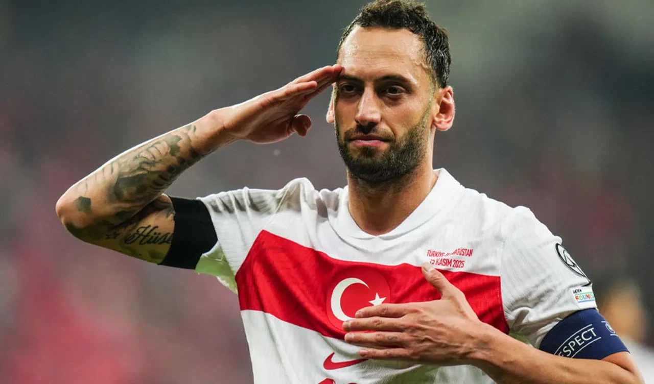 Hakan Çalhanoğlu aday kadrodan çıkarıldı! TFF sebebini açıkladı