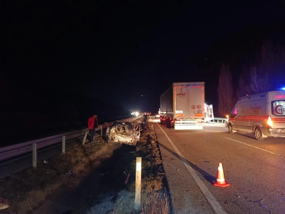Çorum'da feci kaza: Otostopla bindiği araç takla attı, genç hayatını kaybetti