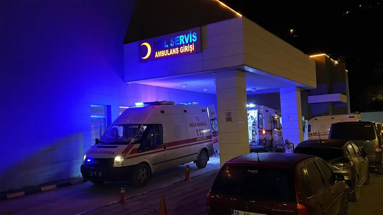 Mevlit yemeği zehirledi: Yiyen hastaneye koştu