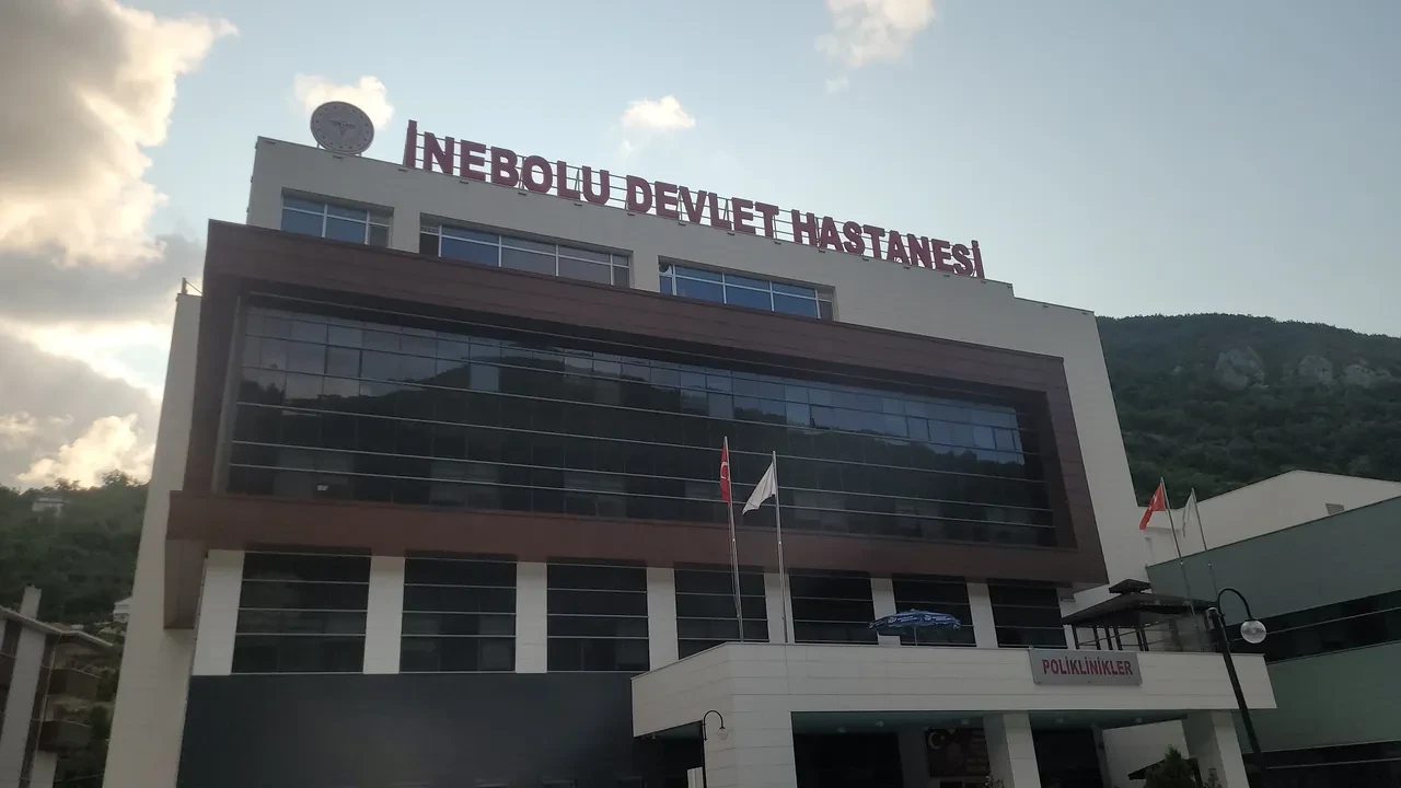Mevlit yemeği zehirledi: Yiyen hastaneye koştu