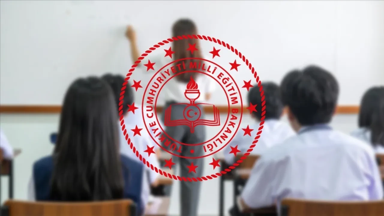 Resmi eğitim kurumlarında 1 milyon 34 bin öğretmen görev yapıyor