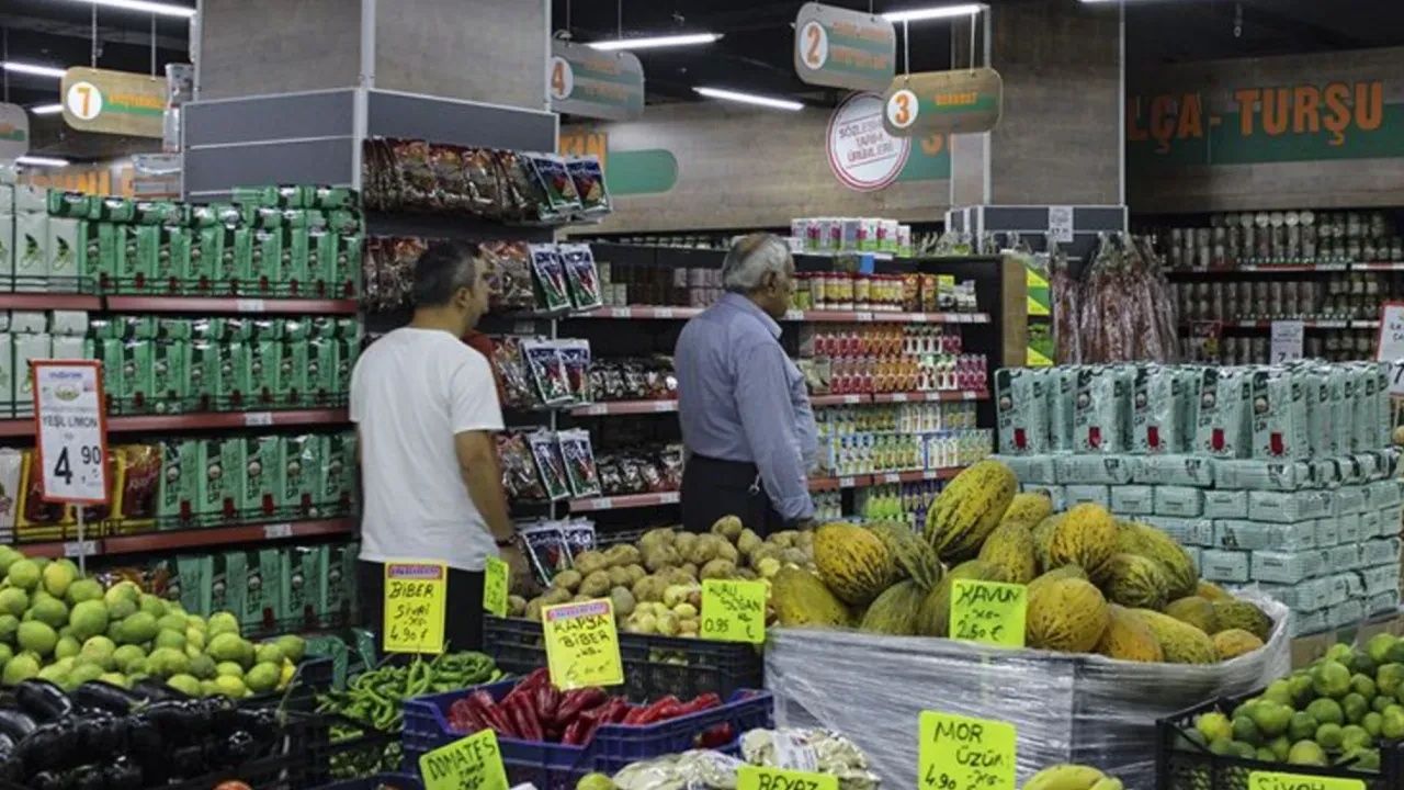 Tabelaları görünce şaşırmayın! Dev market zincirinin ismi değişti! 