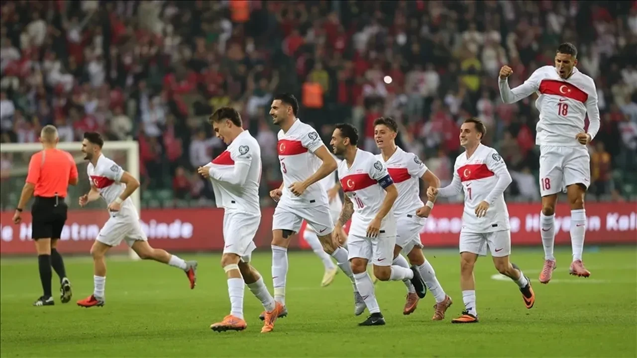Türkiye puan durumu güncellendi! A Milli Takım Dünya Kupası elemelerinde play-off biletini cebine koydu