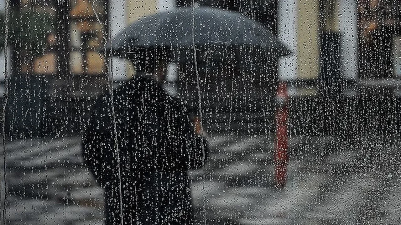 AKOM sağanak yağış için tarih verdi! İstanbul'u kara bulutlar kaplayacak