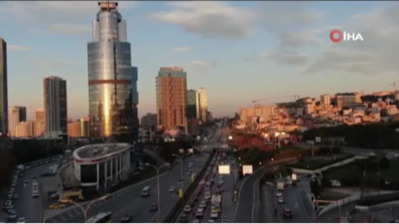 Ara tatil bitti, İstanbul'da trafik çilesi başladı