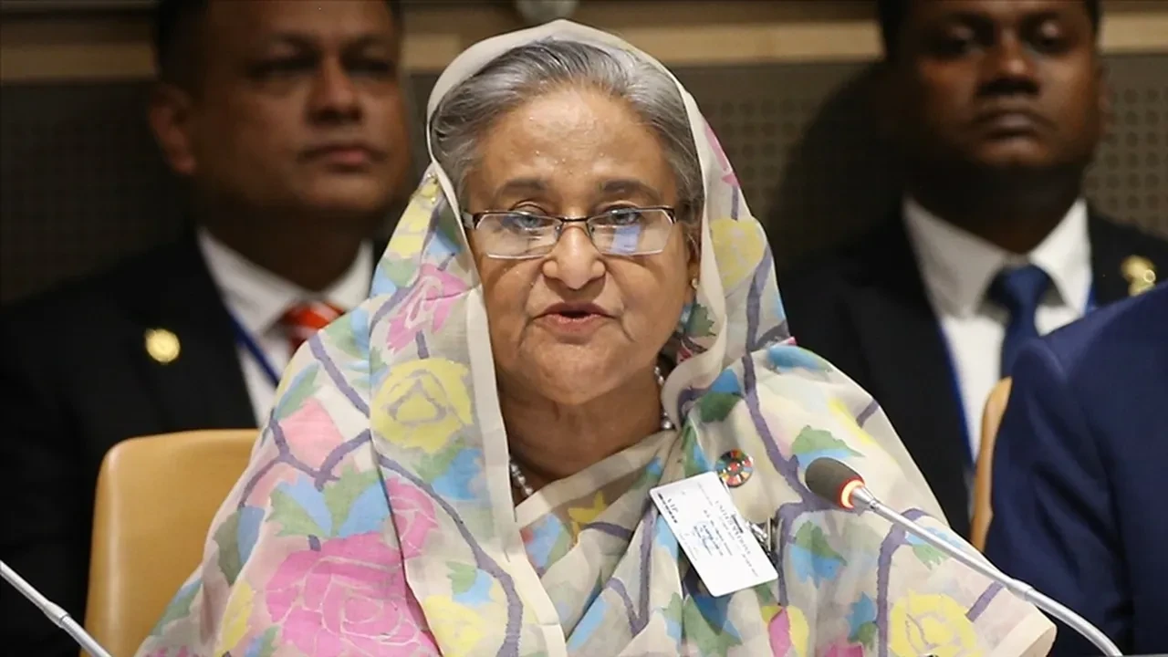 Bangladeş'in devrik Başbakanı Şeyh Hasina için idam kararı!