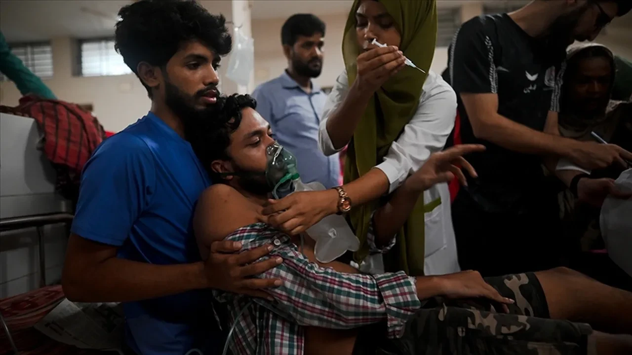 Bangladeş'in devrik Başbakanı Şeyh Hasina için idam kararı!