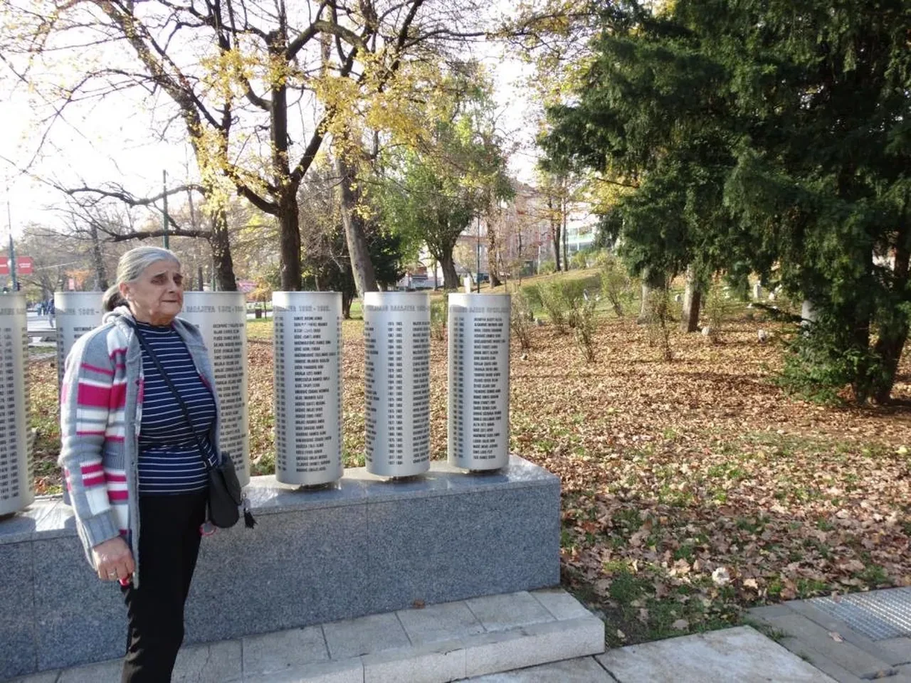 Cinayet turizmi mağduru Saraybosnalı anne, keskin nişancı ateşiyle ailesini kaybetti