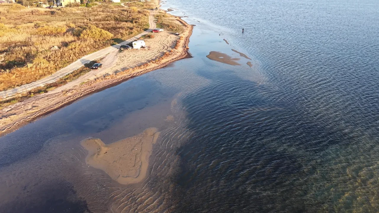 Deniz çekildi, antik liman gün yüzüne çıktı! Tam 3 bin 500 yıllık