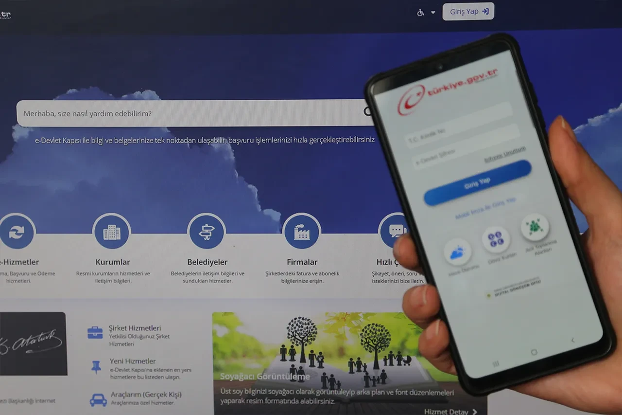 e-Devlet çöktü mü, ne zaman düzelecek? "Sistemde yaşanan teknik aksaklık" hatası