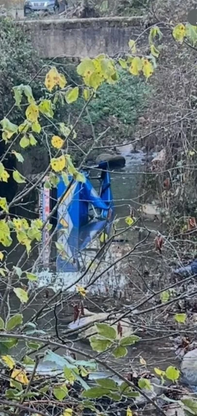 Zonguldak'ta pat-pat faciası: Tekerlek çıktı, tarım aracı dereye uçtu, 1 kişi öldü