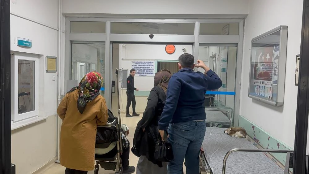 Zonguldak'taki düğün yemeği "tavuk döner" yiyen 8 kişi hastanelik oldu! 