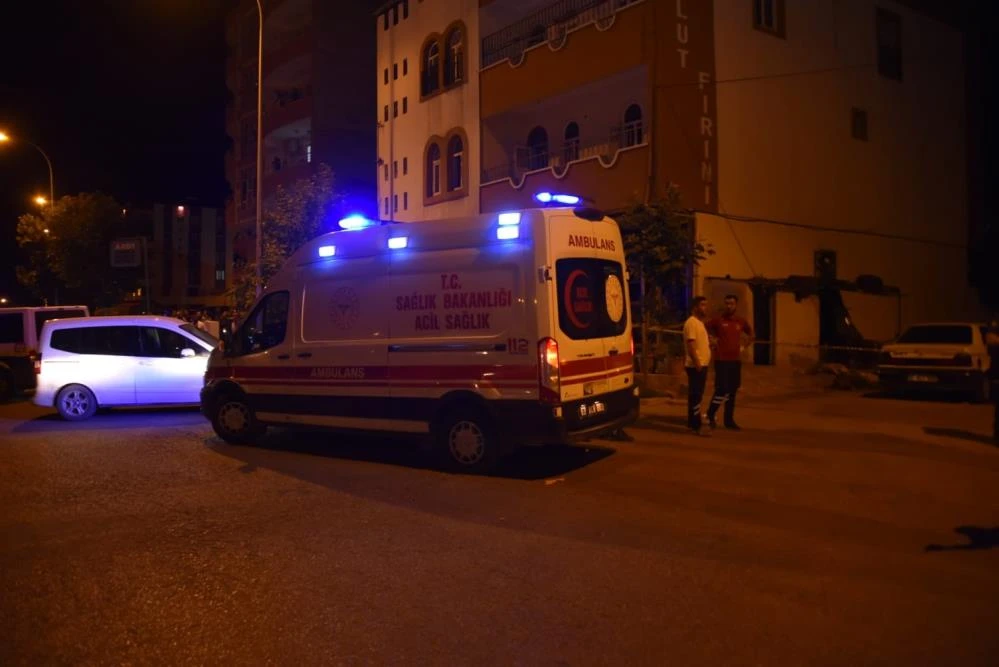 Siverek'te soba faciası: Yaşlı çift dumandan zehirlendi, 1 kişi hayatını kaybetti