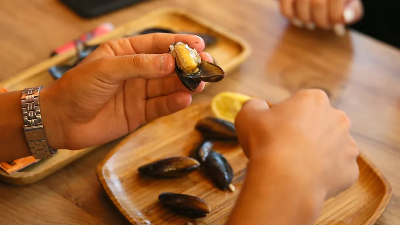Midye severler dikkat! Uzman isim uyardı: Bunları sakın yemeyin