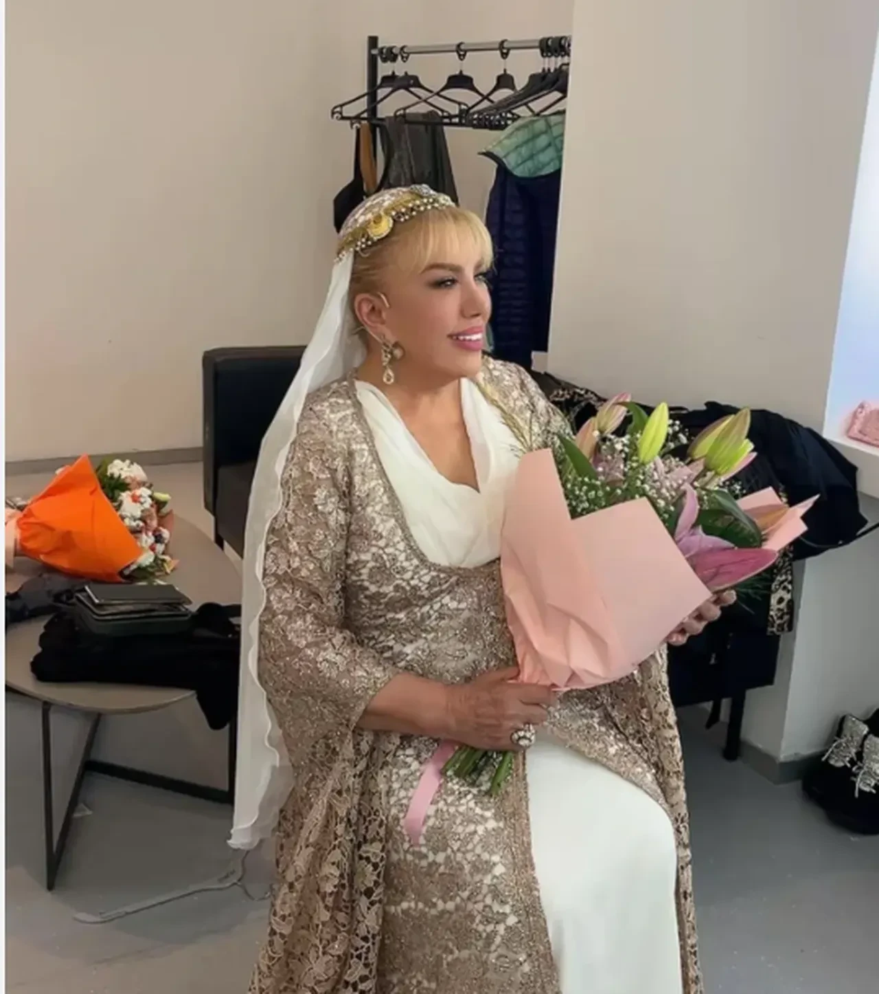 Mine Koşan ile Çağla Şıkel olayı mahkemeye taşındı! İşten çıkarma krizi büyüyor