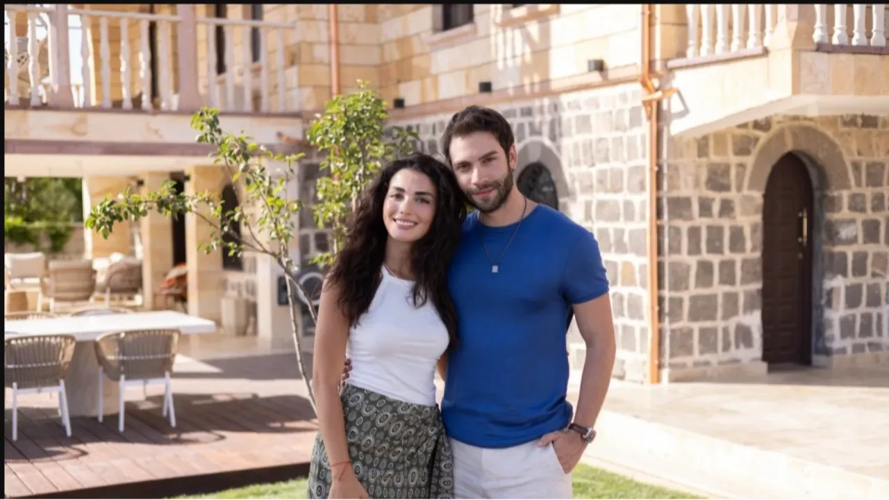 Özge Yağız ile Burak Berkay Akgül ayrıldı! 