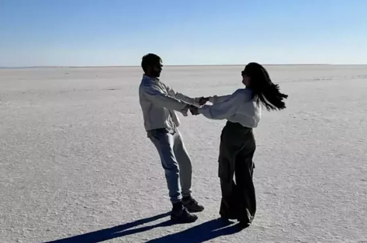 Özge Yağız ile Burak Berkay Akgül ayrıldı!