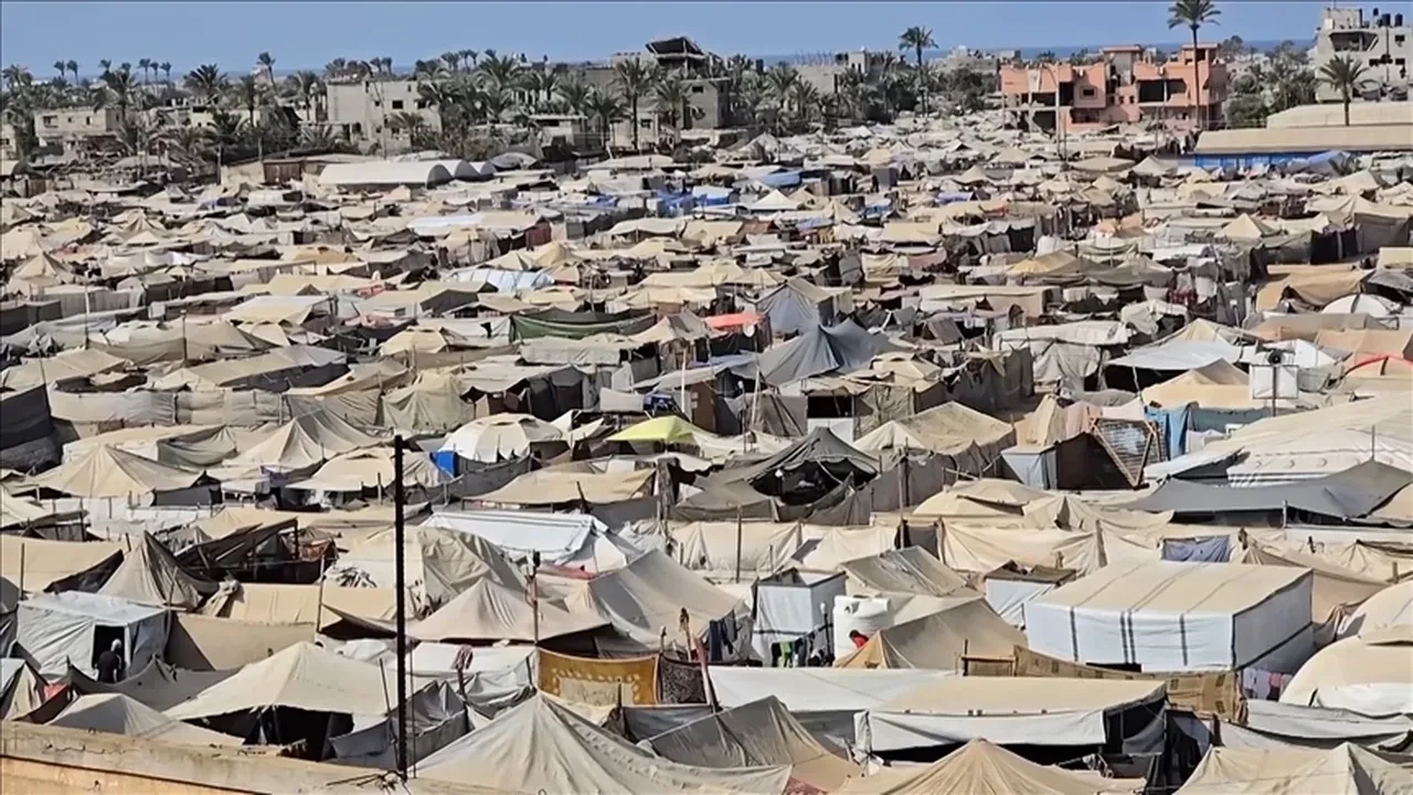 Prens Selman 18 uçak, bin yetkili ile Beyaz Saray'a çıkarma yapacak