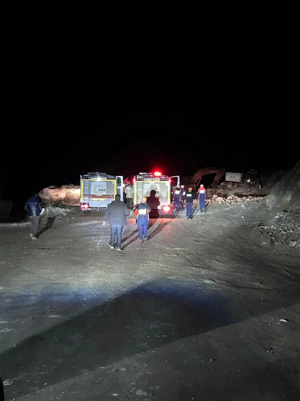 Sivas'ta maden ocağında göçük: 1 işçi göçük altında!