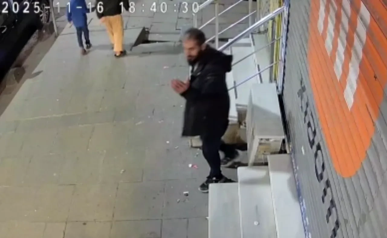 Sultangazi'de dehşet anları! Boşandığı eşinin eski kocasına dönmesini kabul edemedi!