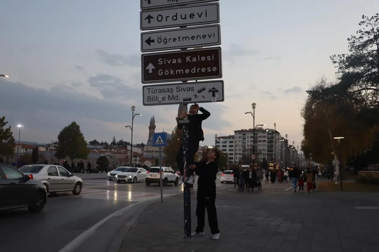 Tabela akımı durdurulamıyor! Ankara'dan sonra Sivas'a Sivas'tan İstanbul'a sıçradı