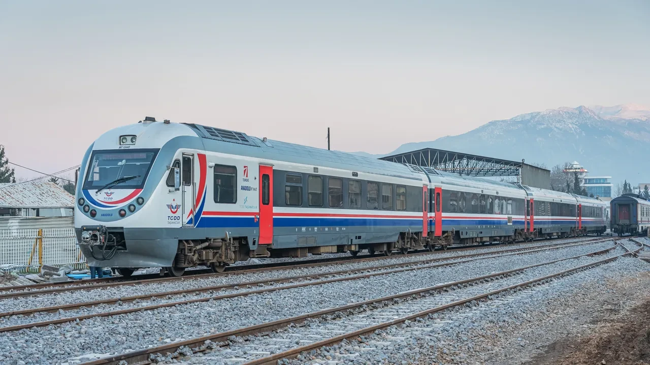 TCDD İŞKUR 780 personel alımı başvuru şartları ve kadro dağılımı!