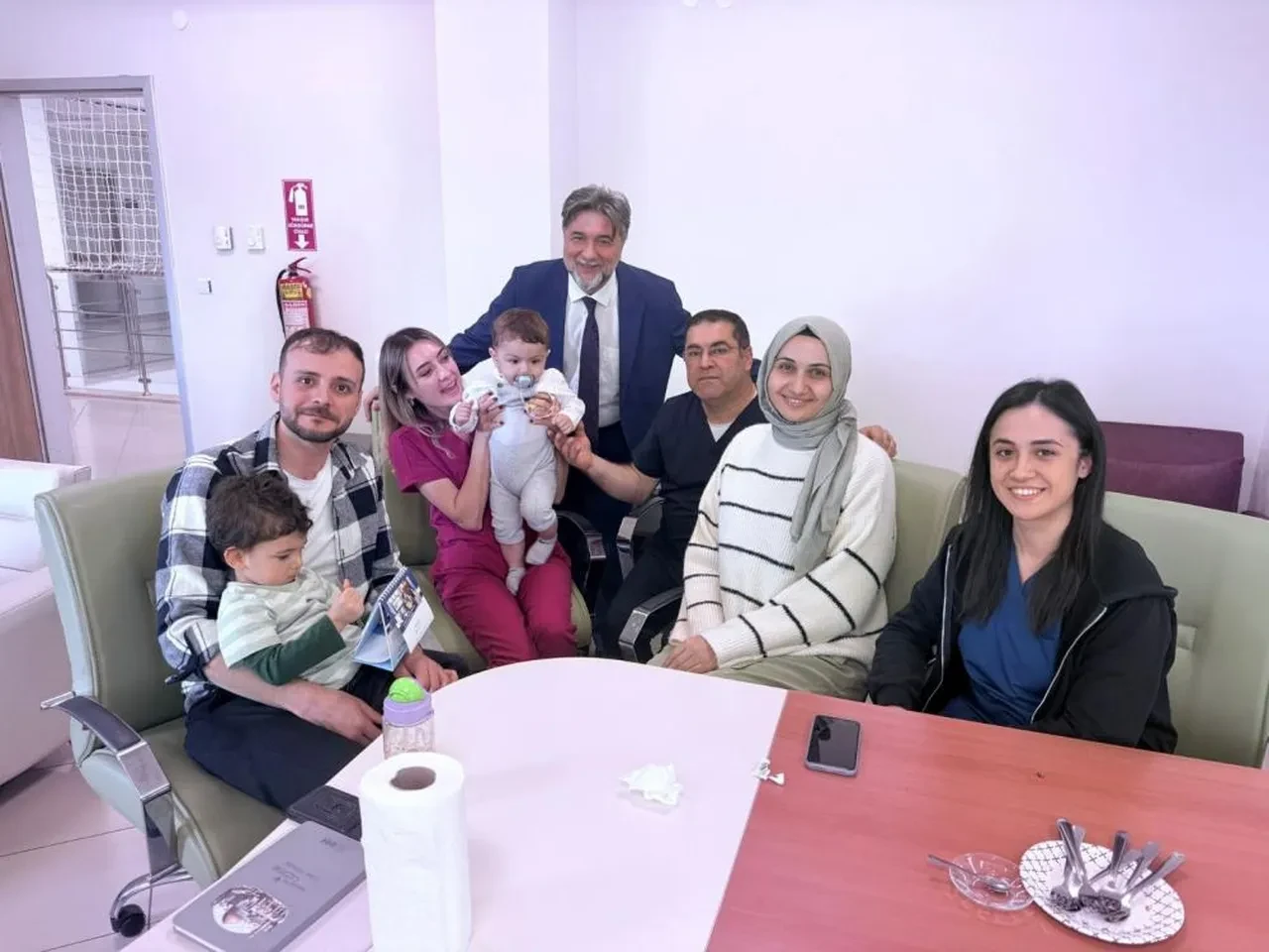 10 aylık bebek 11 dakika suda nefessiz kaldı, 3 kez kalbi durdu