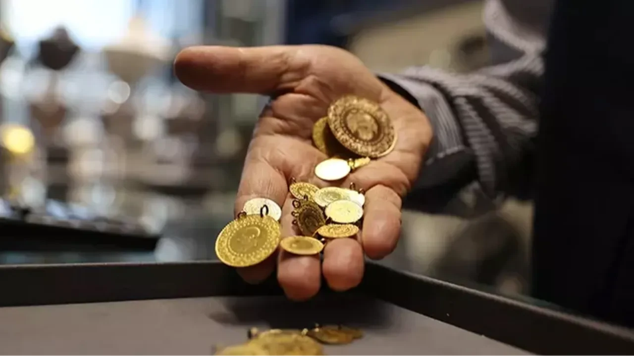 Altın fiyatları fena düştü! Gram altın bu rakamı gördü: İşte 18 Kasım gram altın, çeyrek altın fiyatları