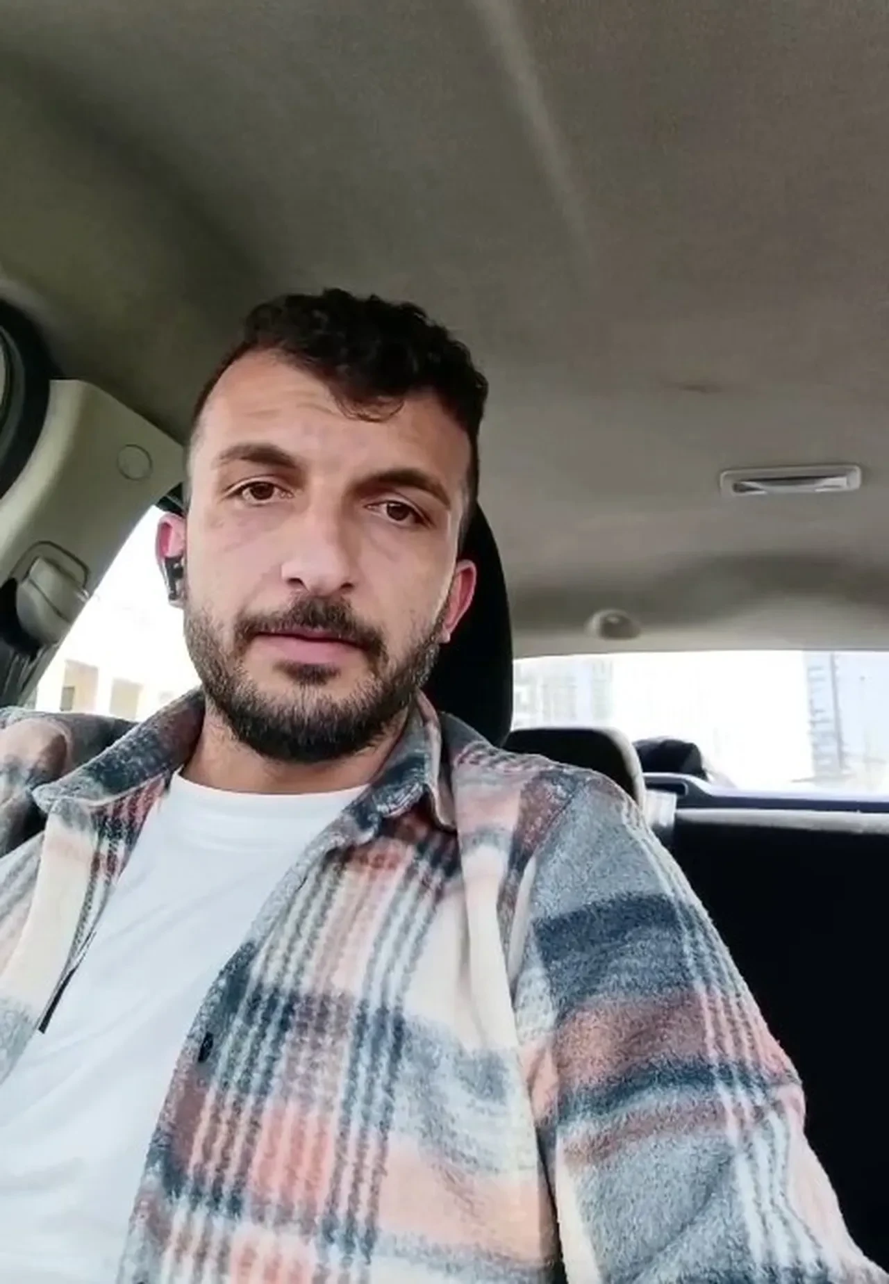 Böcek ailesi geçen yıl İstanbul'da trafik kazası geçirmiş! Hastaneye götüren taksici her detayı anlattı