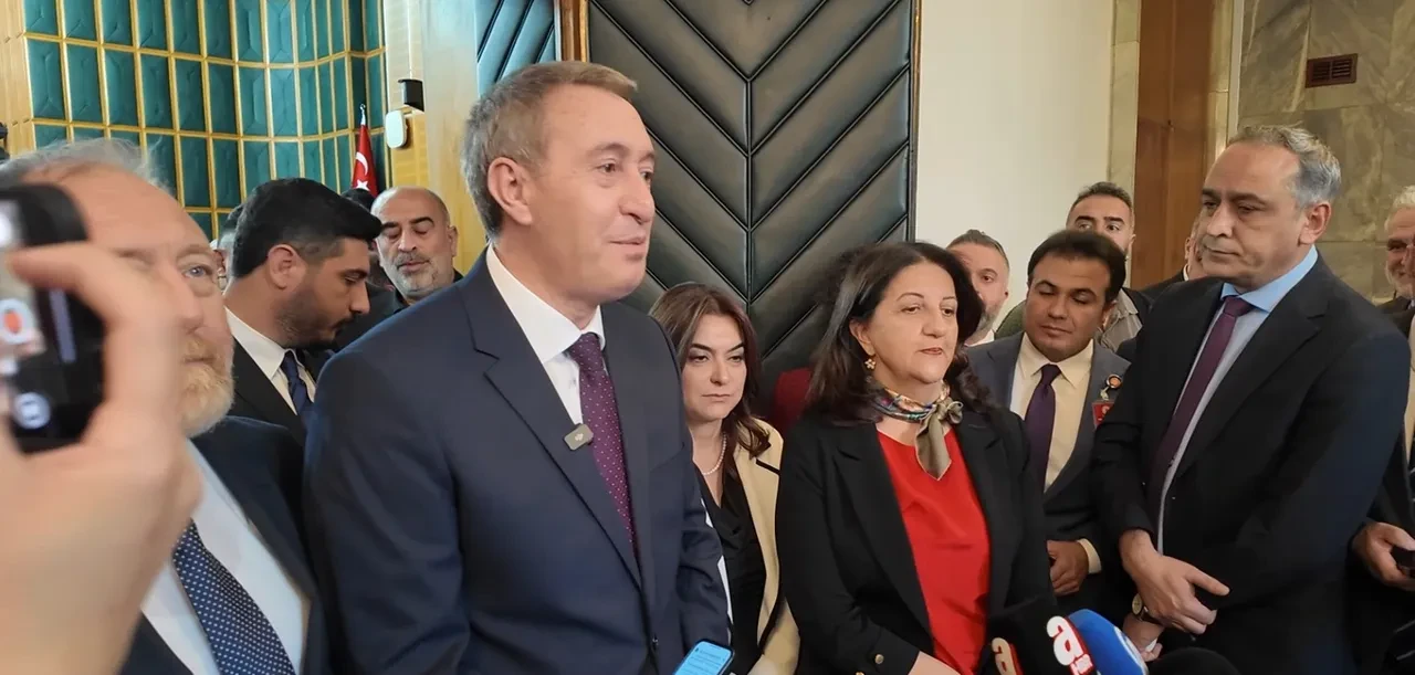 DEM Parti'den Devlet Bahçeli'nin "Gerekirse İmralı'ya ben giderim" sözlerine cevap