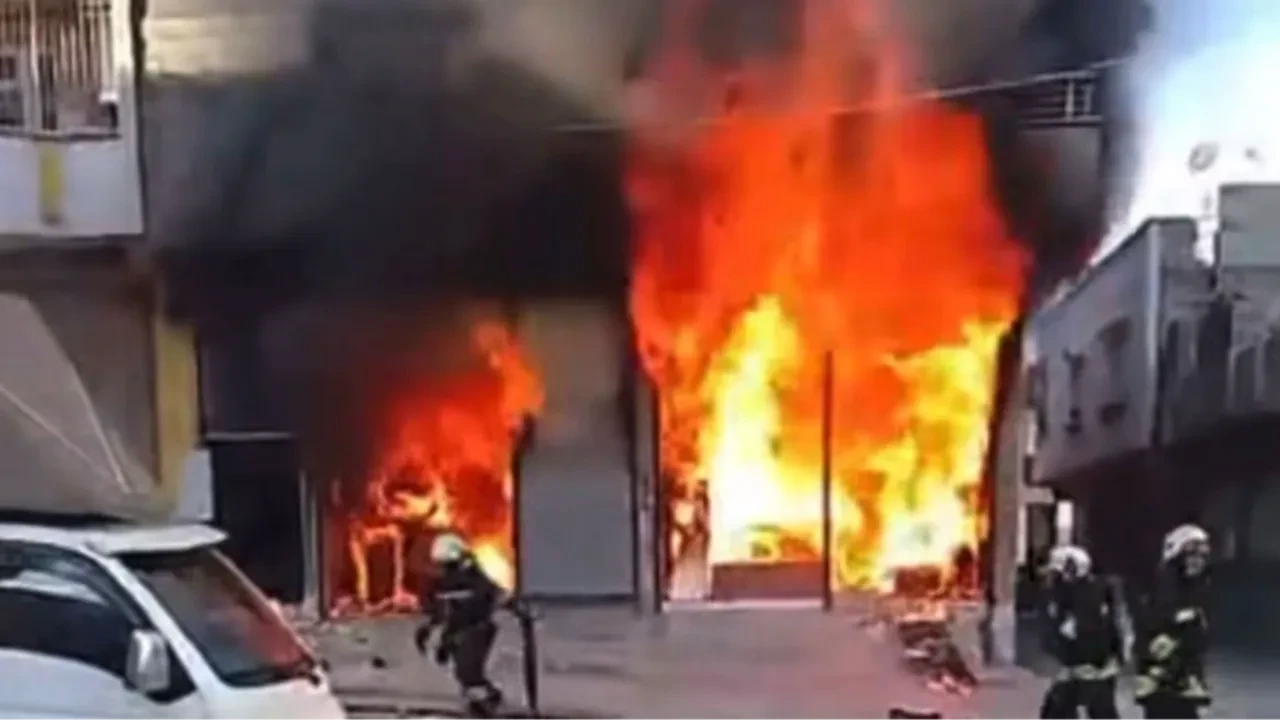 Gaziantep'te korkutan yangın! Korku dolu anlar kamerada