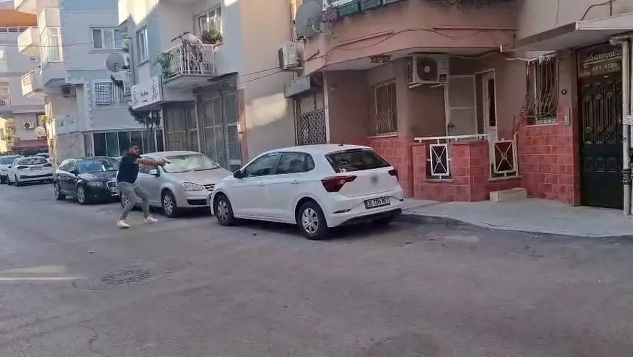 İzmir'de 3 polisin şehit olduğu saldırı hakkında yeni operasyon! Ebu Hanzala kod isimli Halis Bayancuk gözaltına alındı