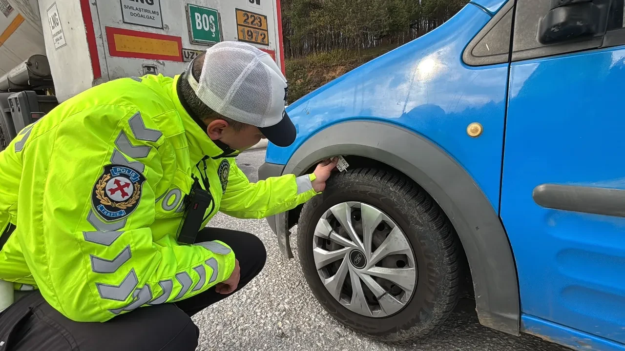 Kış geldi denetimler başladı! Kış lastiği olmayana geçit yok