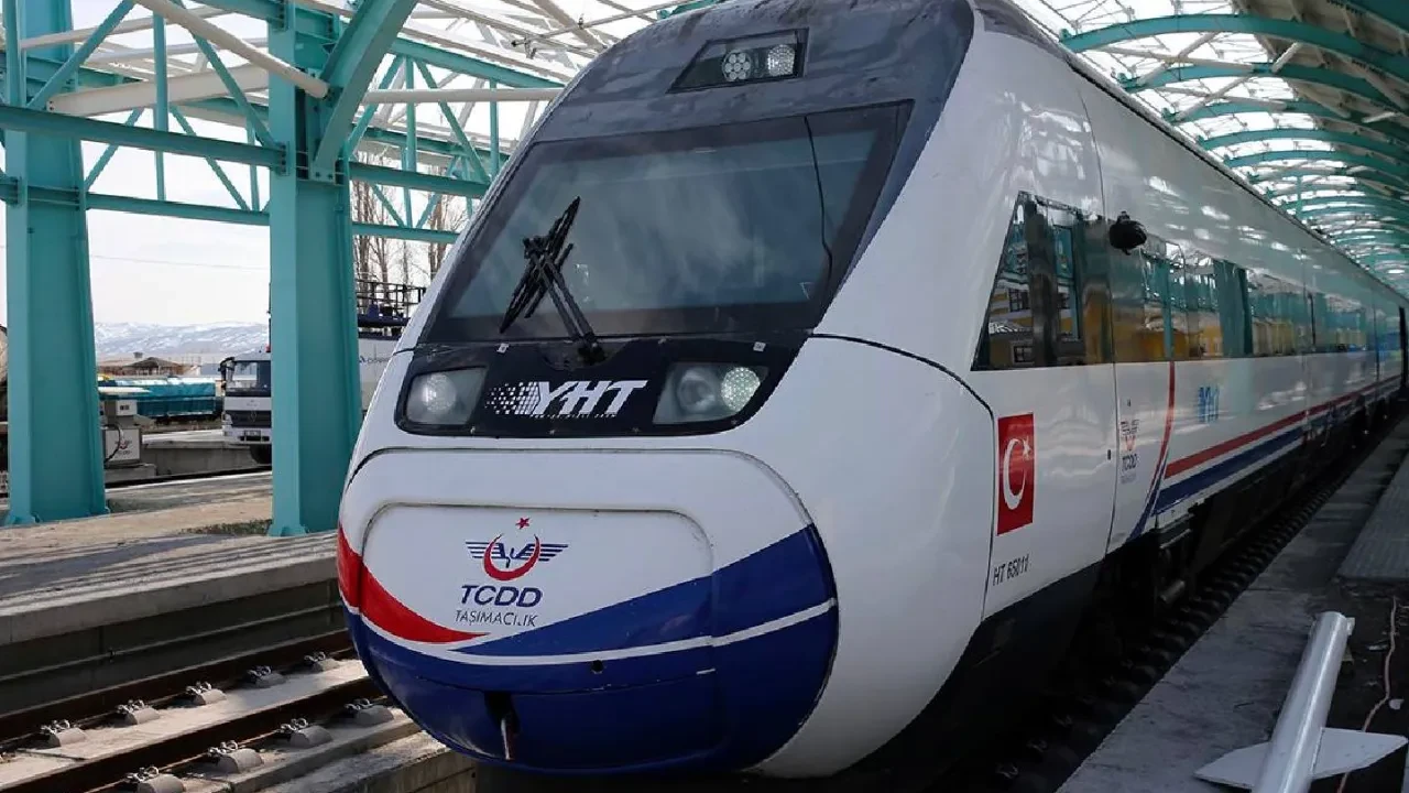 Öğretmenlere yüzde 50 indirimli tren bileti kampanyası kimleri kapsıyor?