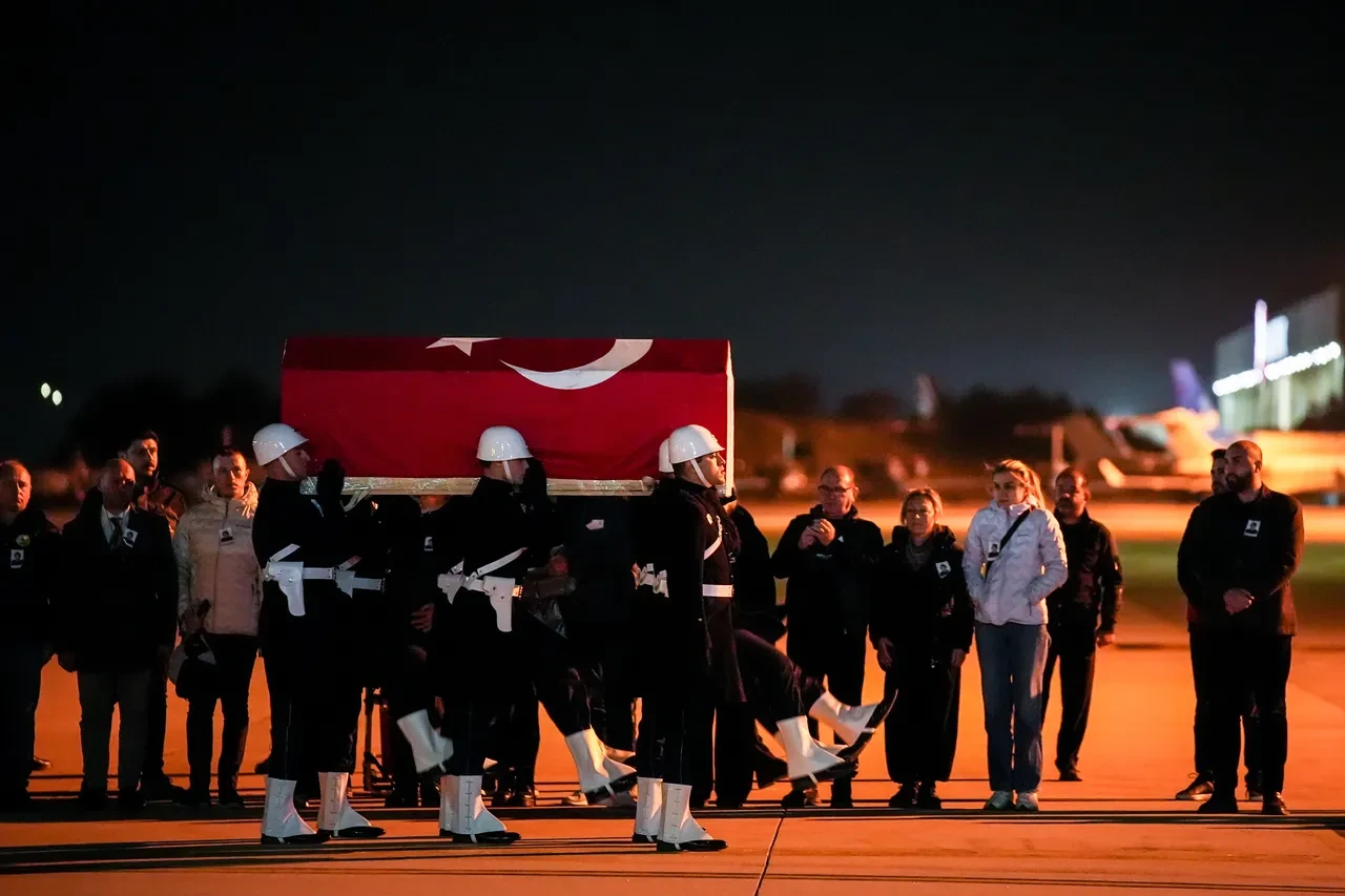 Şehit pilot Hasan Bahar'ın naaşı Türkiye'ye getirildi