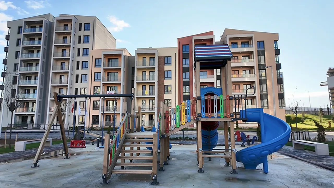 TOKİ İlk Evim başvurularında şaşırtan ret mesajı! Eski 500 TL'yi unuttu yeni başvurusu yandı