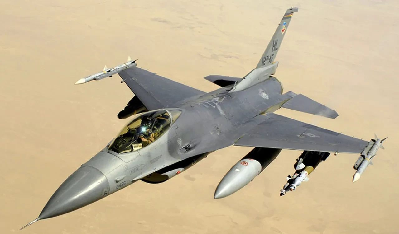 Askeri üssün ses seviyesi yasal sınırı aştı! Hükümetten binlerce kişiye dudak uçuklatan tazminat