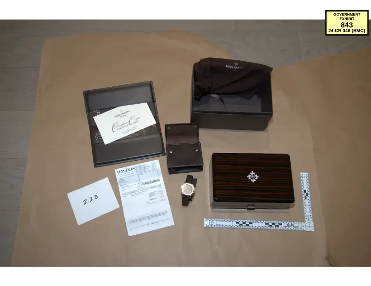 Casusun evinden çıkanlar ağızları açık bıraktı!