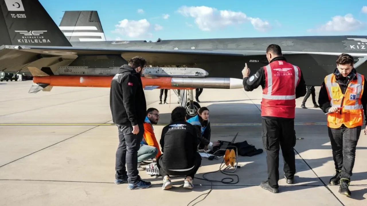 KIZILELMA'nın Gökdoğan füzesi ile buluştuğu anlar! Yeni bir dönemin kapısı aralandı