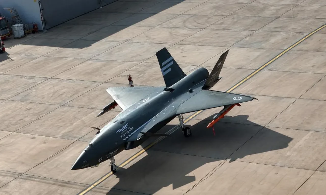 KIZILELMA'nın Gökdoğan füzesi ile buluştuğu anlar! Yeni bir dönemin kapısı aralandı