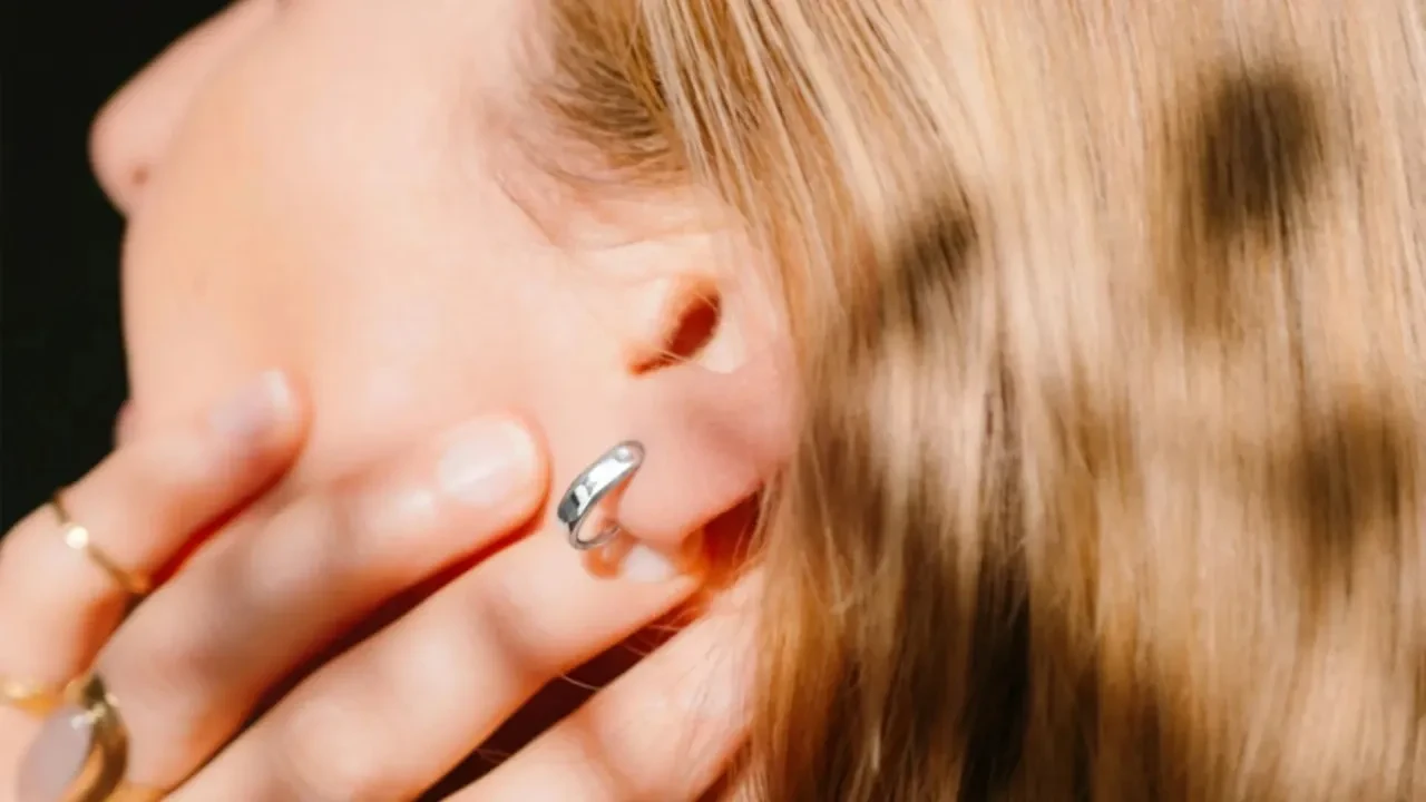 Küpeler de akıllandı: Kan akışını kulaktan ölçen Lumia 2!