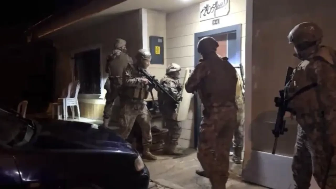 Terör örgütü DEAŞ'a şafak operasyonu! Çok sayıda gözaltı var