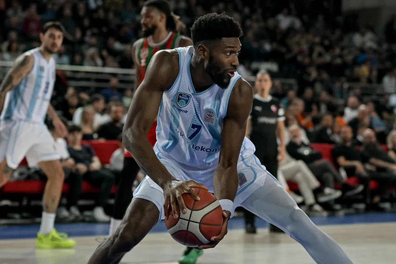 Türk Telekom Beşiktaş maçı hangi kanalda, saat kaçta? EuroCup'ta bugün karşı karşıya gelecekler