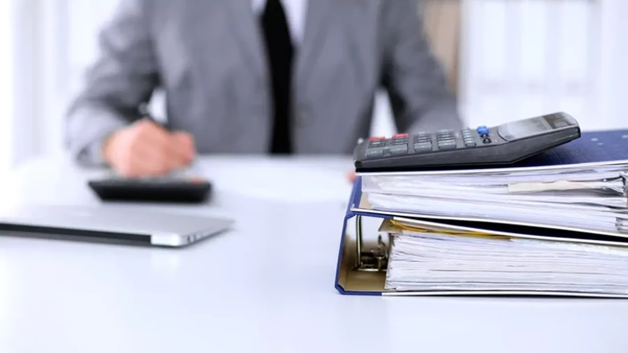 10 Kasım resmi tatil mi hangi güne denk geliyor?