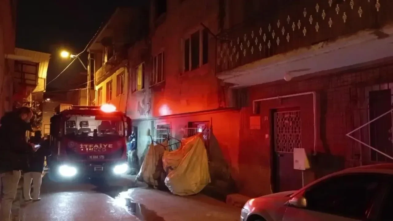Bursa'da intihar girişimi: Alkollü kişi evini ateşe verdi!