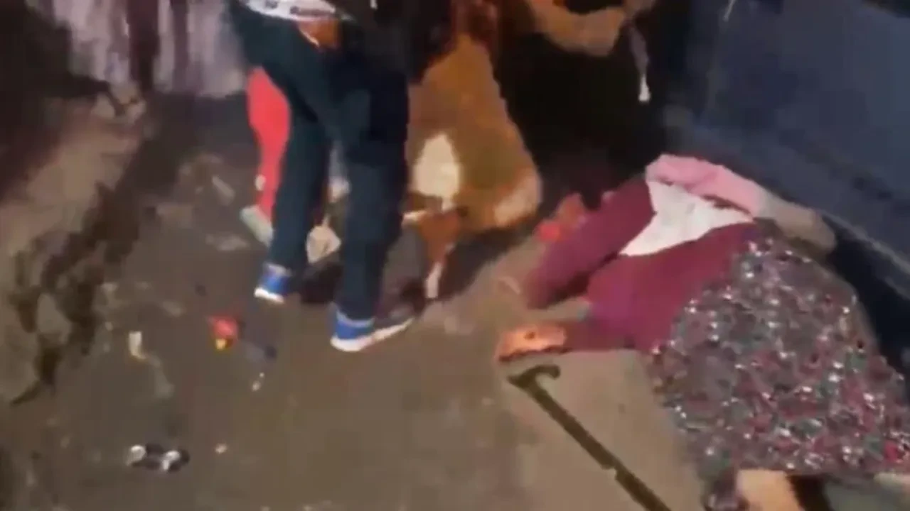 Düğünde korku dolu anlar! Havai fişekler davetlilerin arasında patladı