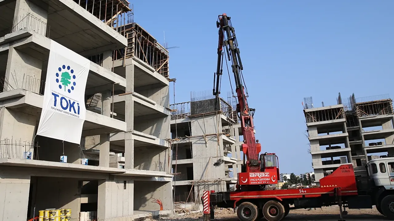 Eşler ayrı ayrı TOKİ 500 bin sosyal konut başvurusu yapabilir mi?