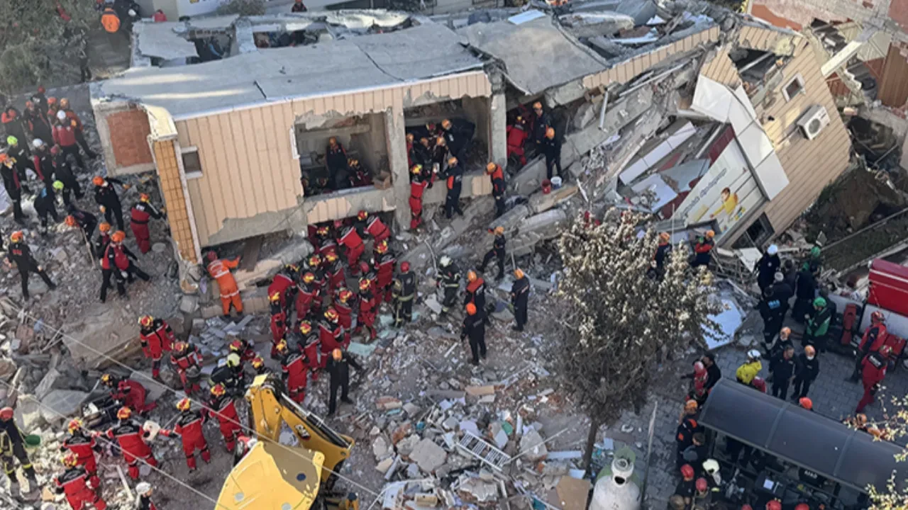 Gebze'de çöken bina alarmı! 7-24 izleniyor