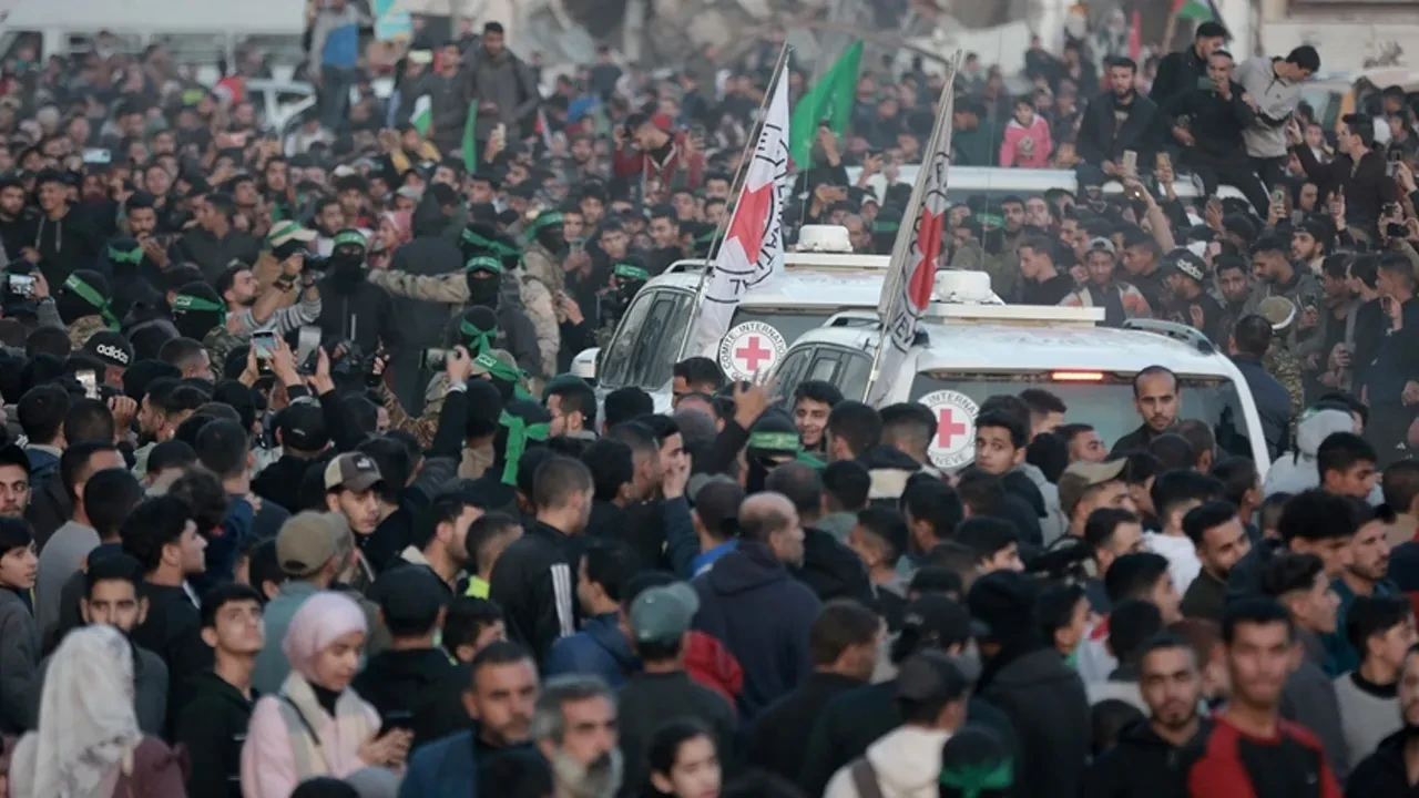 Hamas 3 esirin daha cenazesini İsrail'e teslim etti